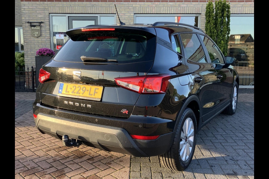 Seat Arona 1.0 TSI Style Business Intense | Trekhaak | NL-auto | Camera