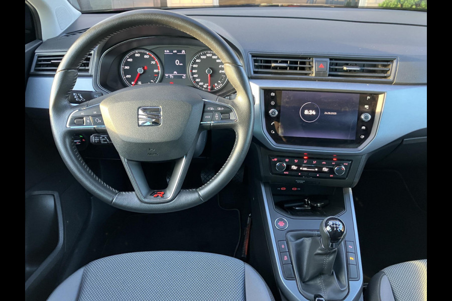 Seat Arona 1.0 TSI Style Business Intense | Trekhaak | NL-auto | Camera