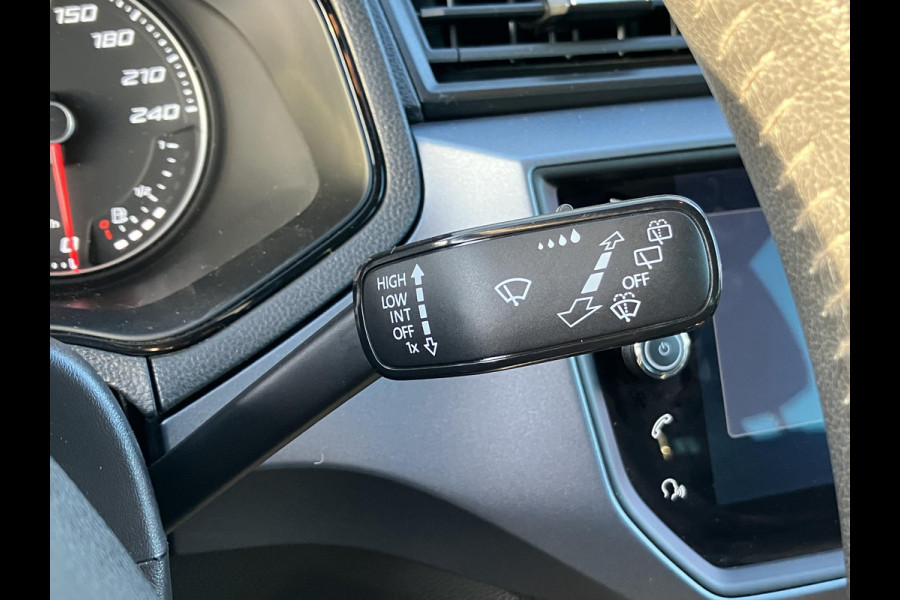 Seat Arona 1.0 TSI Style Business Intense | Trekhaak | NL-auto | Camera