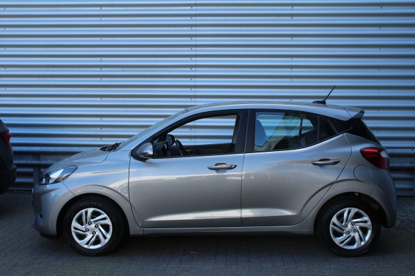 Hyundai i10 1.0 67pk Comfort Smart AUTOMAAT 5-zits NL-Auto NAP Airco Cruise Navi Camera Carplay