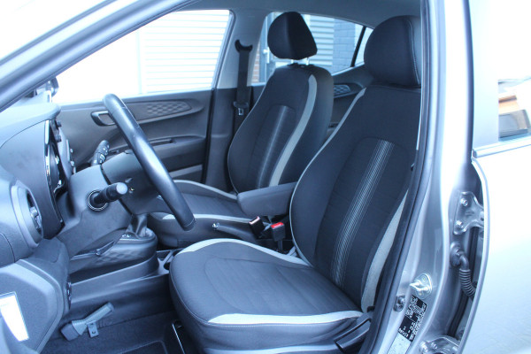 Hyundai i10 1.0 67pk Comfort Smart AUTOMAAT 5-zits NL-Auto NAP Airco Cruise Navi Camera Carplay