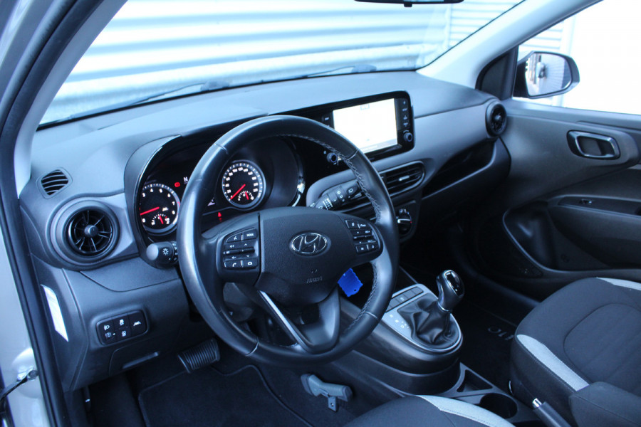 Hyundai i10 1.0 67pk Comfort Smart AUTOMAAT 5-zits NL-Auto NAP Airco Cruise Navi Camera Carplay