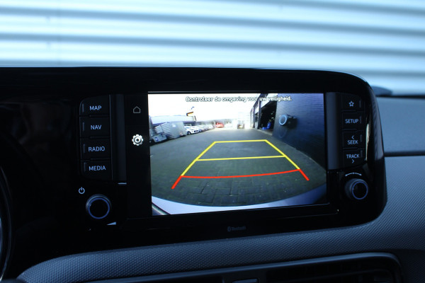 Hyundai i10 1.0 67pk Comfort Smart AUTOMAAT 5-zits NL-Auto NAP Airco Cruise Navi Camera Carplay