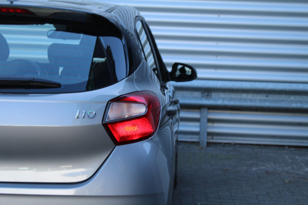 Hyundai i10 1.0 67pk Comfort Smart AUTOMAAT 5-zits NL-Auto NAP Airco Cruise Navi Camera Carplay