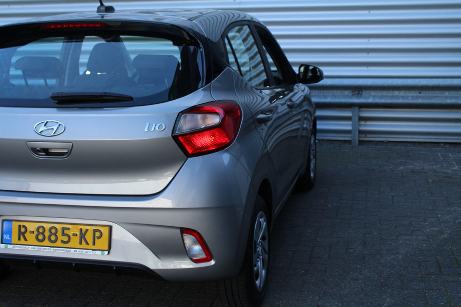 Hyundai i10 1.0 67pk Comfort Smart AUTOMAAT 5-zits NL-Auto NAP Airco Cruise Navi Camera Carplay