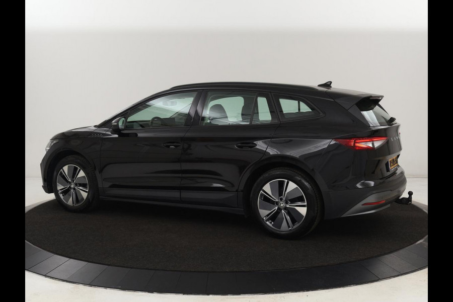 Škoda ENYAQ iV 60 | Stoelverwarming | Trekhaak | Matrix LED | Carplay | Stuurverwarming | Navigatie | Half leder | Cruise control | Parkeerhulp