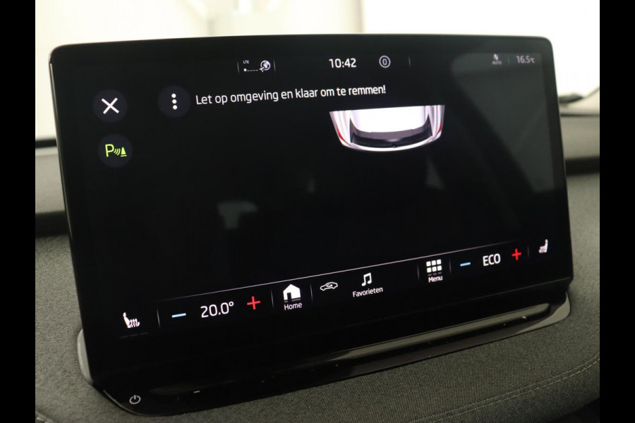 Škoda ENYAQ iV 60 | Stoelverwarming | Trekhaak | Matrix LED | Carplay | Stuurverwarming | Navigatie | Half leder | Cruise control | Parkeerhulp