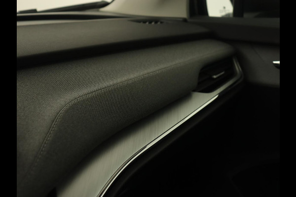 Škoda ENYAQ iV 60 | Stoelverwarming | Trekhaak | Matrix LED | Carplay | Stuurverwarming | Navigatie | Half leder | Cruise control | Parkeerhulp