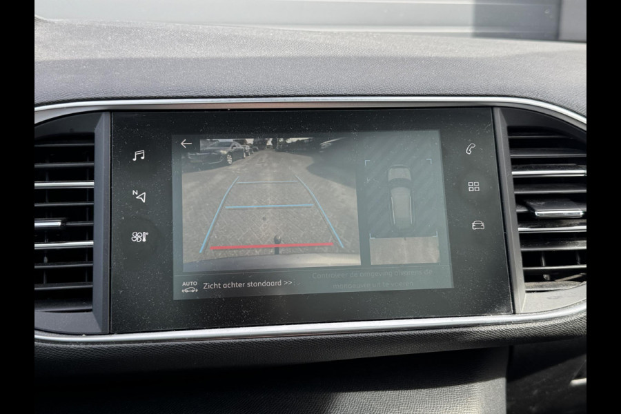 Peugeot 308 SW 1.5 BlueHDi Blue Lease Premium | Panoramadak | Camera | Climate Control | Lichtmetalen Velgen |