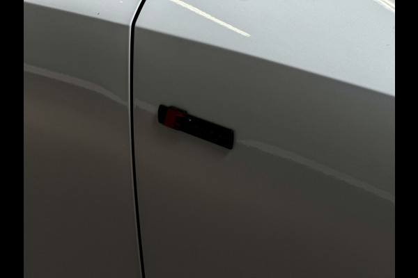 Audi Q3 35 TFSI 3xS-Line |Keyless|Sfeer|Camera
