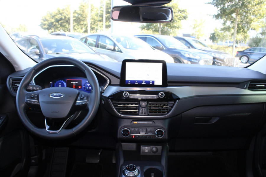 Ford Kuga 2.5 PHEV Titanium | Winter Pack | Camera | Navigatie | Lichtmetalen velgen | 1.500 kg trekgewicht Ford Kuga 2.5 PHEV Titanium | Winter Pack | Camera | Navigatie | Lichtmetalen velgen | 1.500 kg trekgewicht