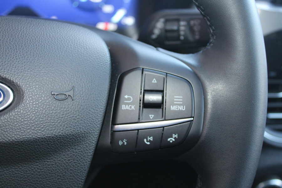 Ford Kuga 2.5 PHEV Titanium | Winter Pack | Camera | Navigatie | Lichtmetalen velgen | 1.500 kg trekgewicht Ford Kuga 2.5 PHEV Titanium | Winter Pack | Camera | Navigatie | Lichtmetalen velgen | 1.500 kg trekgewicht