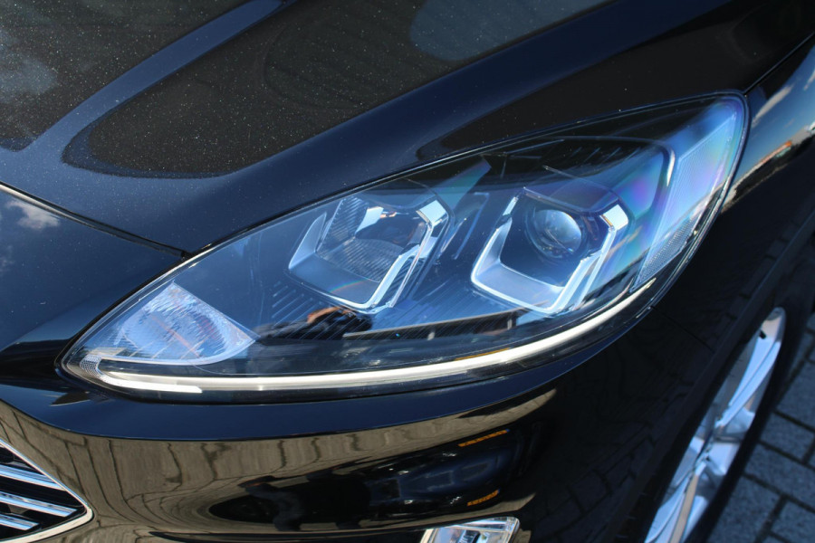 Ford Kuga 2.5 PHEV Titanium | Winter Pack | Camera | Navigatie | Lichtmetalen velgen | 1.500 kg trekgewicht Ford Kuga 2.5 PHEV Titanium | Winter Pack | Camera | Navigatie | Lichtmetalen velgen | 1.500 kg trekgewicht