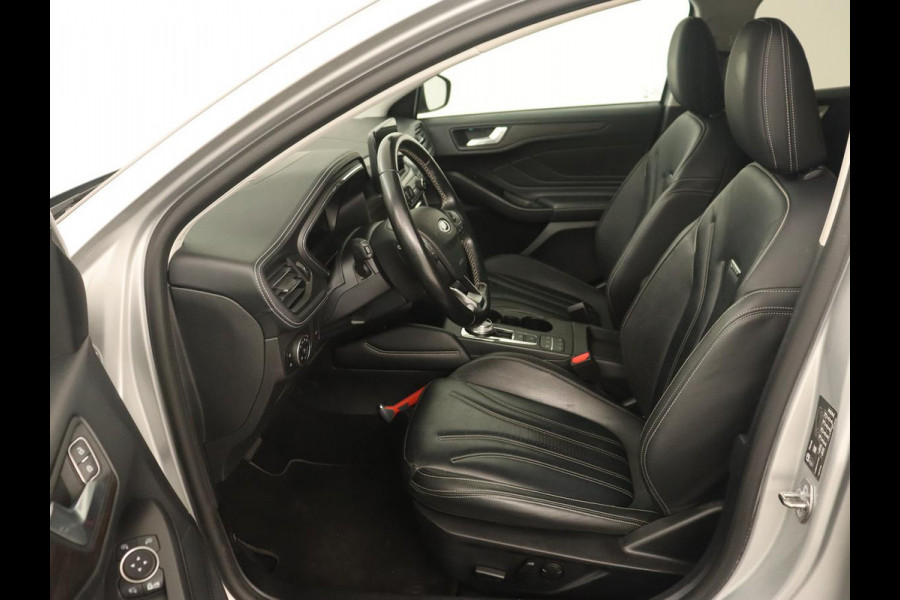 Ford Focus 1.5 EcoBoost Vignale | Automaat | Leder | Head-Up | Stoel & stuurverwarming | Adaptive cruise | Camera | Carplay | Full LED | Keyless | Park Assist | Navigatie