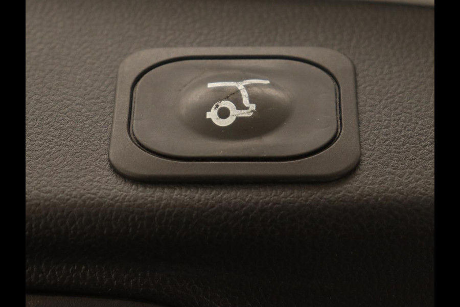 Ford Focus 1.5 EcoBoost Vignale | Automaat | Leder | Head-Up | Stoel & stuurverwarming | Adaptive cruise | Camera | Carplay | Full LED | Keyless | Park Assist | Navigatie