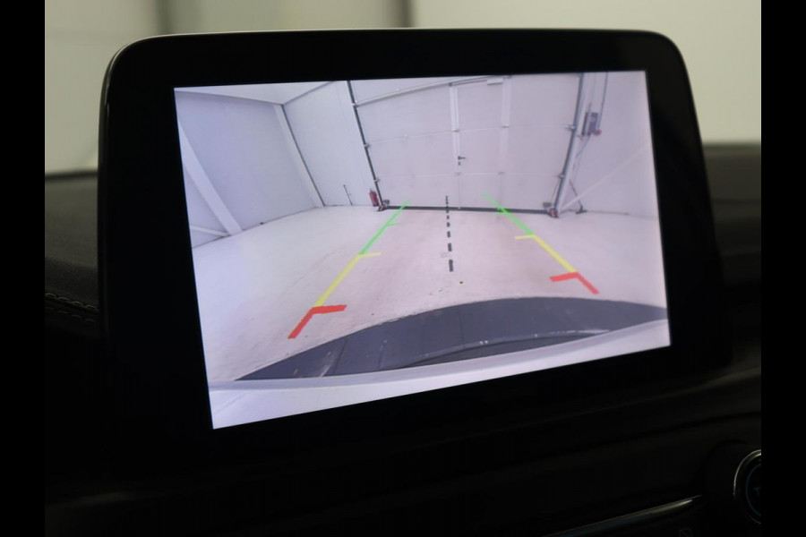 Ford Focus 1.5 EcoBoost Vignale | Automaat | Leder | Head-Up | Stoel & stuurverwarming | Adaptive cruise | Camera | Carplay | Full LED | Keyless | Park Assist | Navigatie