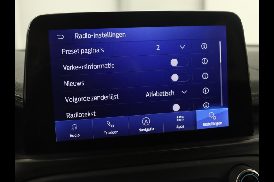 Ford Focus 1.5 EcoBoost Vignale | Automaat | Leder | Head-Up | Stoel & stuurverwarming | Adaptive cruise | Camera | Carplay | Full LED | Keyless | Park Assist | Navigatie