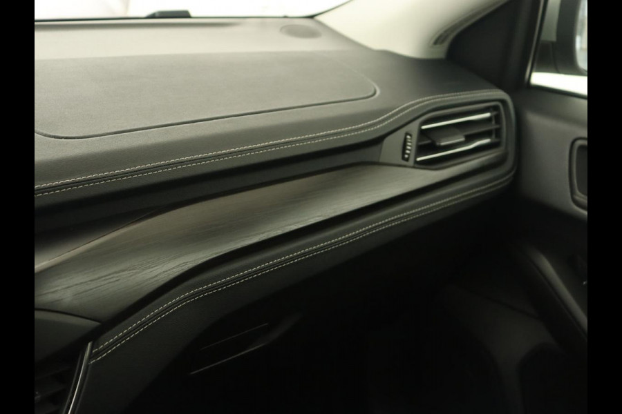 Ford Focus 1.5 EcoBoost Vignale | Automaat | Leder | Head-Up | Stoel & stuurverwarming | Adaptive cruise | Camera | Carplay | Full LED | Keyless | Park Assist | Navigatie