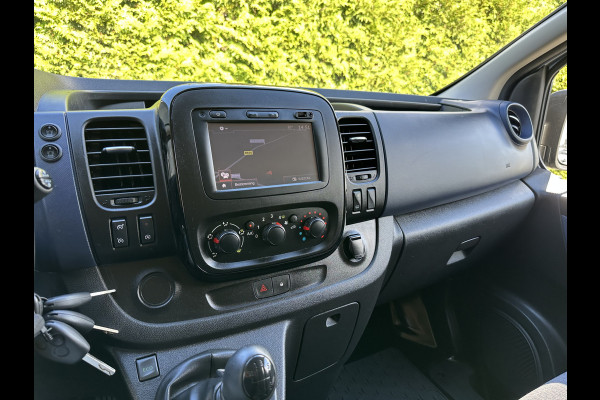 Opel Vivaro 1.6 CDTI 126 PK / L1H1 / 1e EIG. / ** ZEER NETJES ONDERHOUDEN** / TREKHAAK / CAMERA / NAVI / AIRCO / CRUISE / ACHTERKLEP