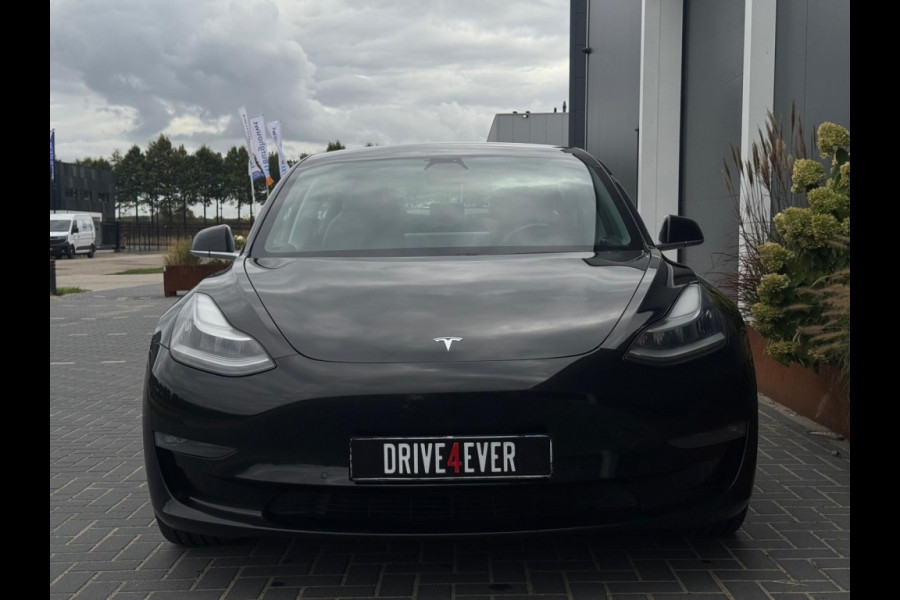 Tesla Model 3 Long Range DUAL MOTOR AWD 75kWh PANO NAVI CAMERA LED