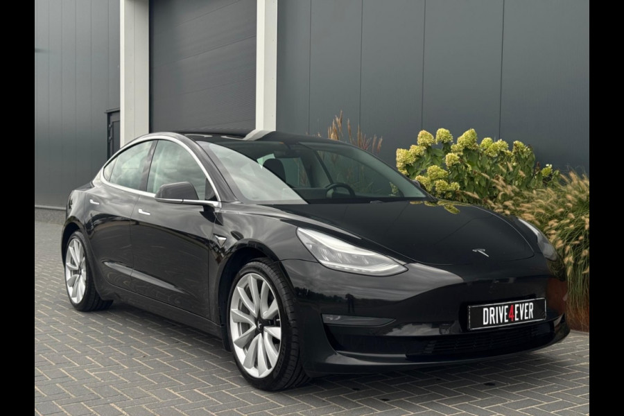 Tesla Model 3 Long Range DUAL MOTOR AWD 75kWh PANO NAVI CAMERA LED