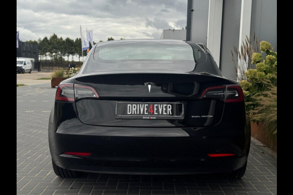 Tesla Model 3 Long Range DUAL MOTOR AWD 75kWh PANO NAVI CAMERA LED