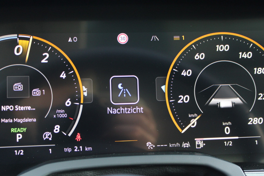 Volkswagen Touareg 3.0 TSi eHybrid 4MOTION Elegance | Nachtzicht | Luchtvering | Trekhaak | Panoramadak | FULL