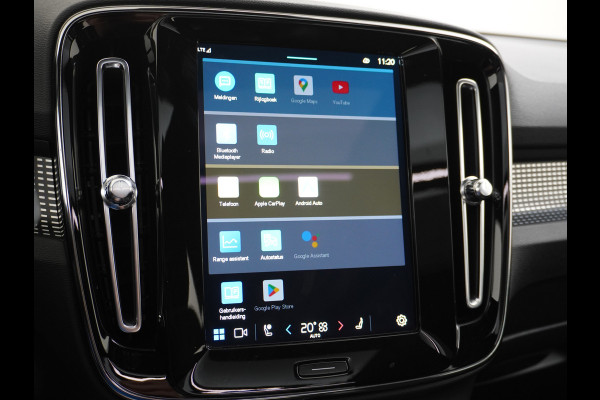 Volvo XC40 Recharge P8 408pk AWD R-Design Pano-dak Leer/Alcantara 360°Camera Adap.CruiseWarmtepomp Apple Carplay Android AutoTrekhaak Harma Stoel+Achterbankverwarming DAB Bluetooth Led Elek.Achterklep 1.500KG Trekgewicht 1e Eigenaar Origineel Nederlandse Auto € 66.000 nieuw!