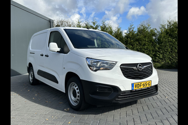 Opel Combo 1.5D 102 PK / L2H1 / 1e EIG. / GLOBELYST INRICHTING / AIRCO / CRUISE / NAVI / APPLE CARPLAY