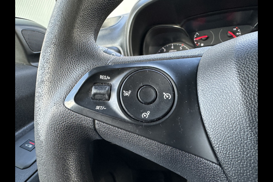 Opel Combo 1.5D 102 PK / L2H1 / 1e EIG. / GLOBELYST INRICHTING / AIRCO / CRUISE / NAVI / APPLE CARPLAY