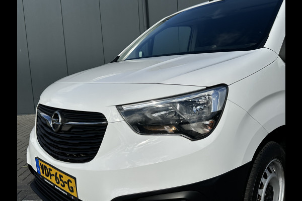 Opel Combo 1.5D 102 PK / L2H1 / 1e EIG. / GLOBELYST INRICHTING / AIRCO / CRUISE / NAVI / APPLE CARPLAY