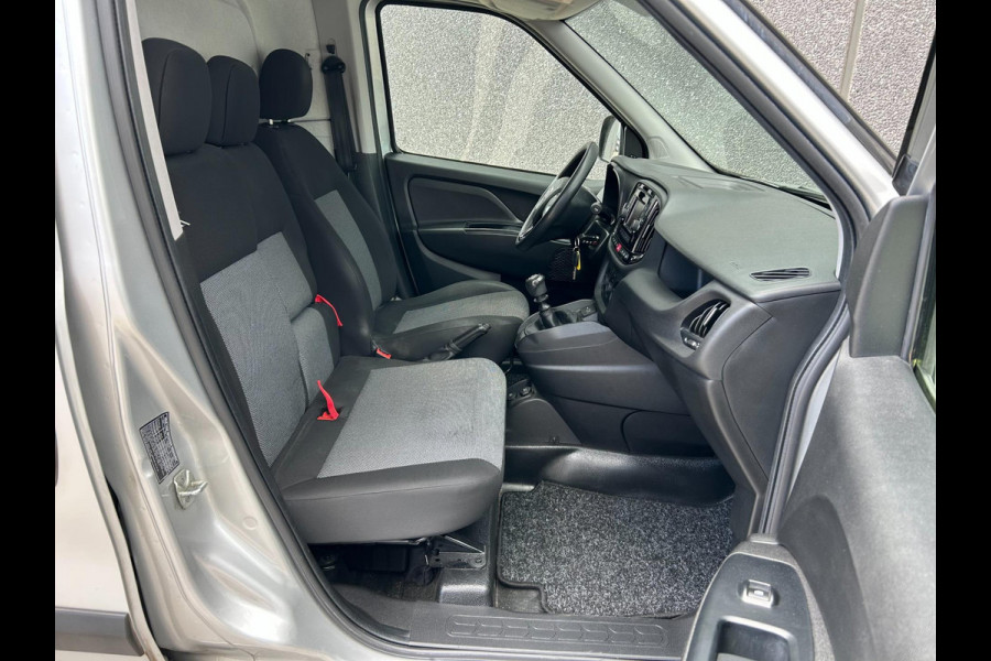 Fiat Dobló Cargo 1.6 MJ L1H1 | NAVI | BLUETOOTH | USB | AIRCO | APK T/M 23-9-2026 | AFLEVERBEURT | 1E EIGENAAR | NETTE STAAT
