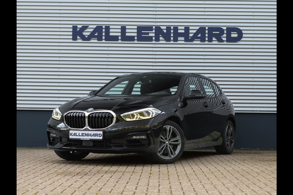 BMW 1-serie 118i Sportline - Adaptive Cruise - Camera - Head-Up - Hifi - LED