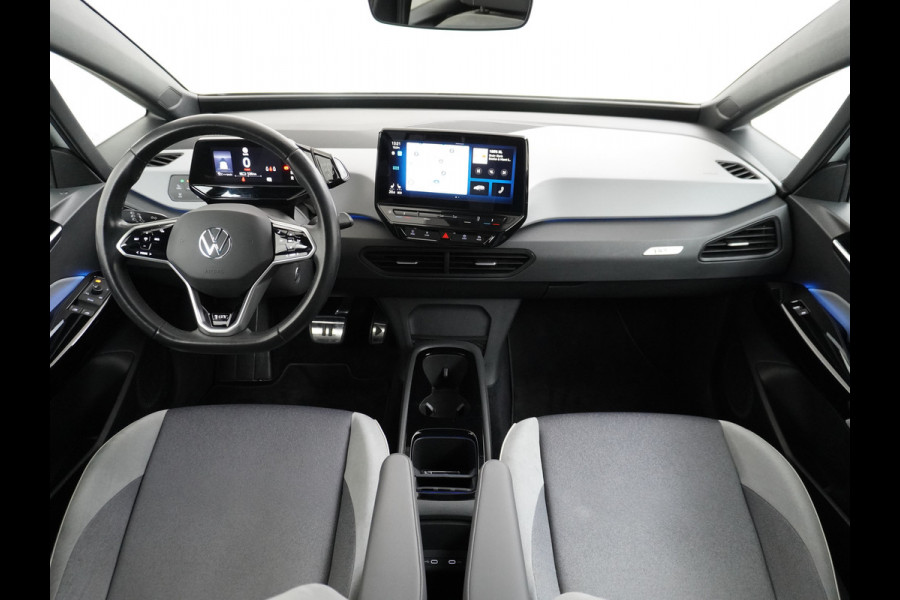 Volkswagen ID.3 First Plus 58kWh Trekhaak Camera Apple Carplay Android Auto Navi Adap.Cruise Ecc Pdc Matrix Led Stoelverwarming Lmv DAB Keyless Rijstrooksensor Wifi Origineel Nederlandse Auto