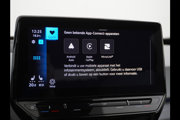 Volkswagen ID.3 First Plus 58kWh Trekhaak Camera Apple Carplay Android Auto Navi Adap.Cruise Ecc Pdc Matrix Led Stoelverwarming Lmv DAB Keyless Rijstrooksensor Wifi Origineel Nederlandse Auto