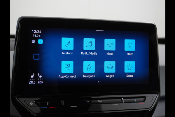 Volkswagen ID.3 First Plus 58kWh Trekhaak Camera Apple Carplay Android Auto Navi Adap.Cruise Ecc Pdc Matrix Led Stoelverwarming Lmv DAB Keyless Rijstrooksensor Wifi Origineel Nederlandse Auto