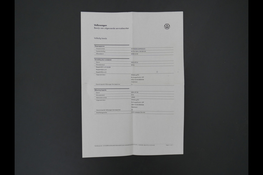 Volkswagen ID.3 First Plus 58kWh Trekhaak Camera Apple Carplay Android Auto Navi Adap.Cruise Ecc Pdc Matrix Led Stoelverwarming Lmv DAB Keyless Rijstrooksensor Wifi Origineel Nederlandse Auto