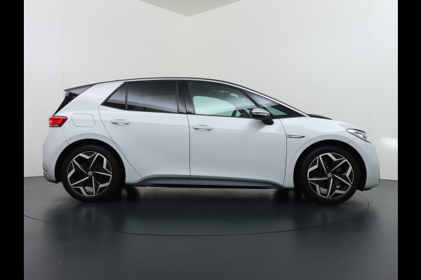 Volkswagen ID.3 First Plus 58kWh Trekhaak Camera Apple Carplay Android Auto Navi Adap.Cruise Ecc Pdc Matrix Led Stoelverwarming Lmv DAB Keyless Rijstrooksensor Wifi Origineel Nederlandse Auto