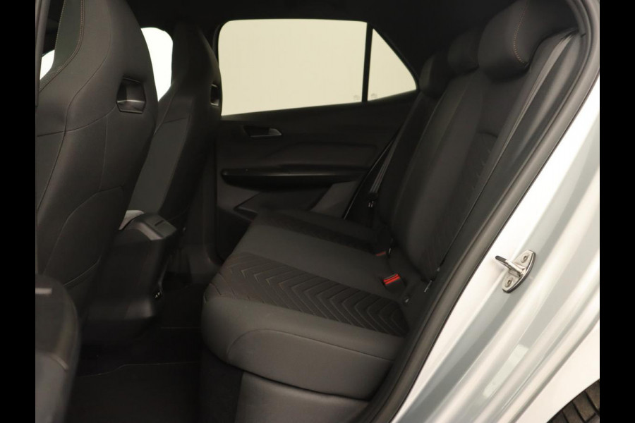 CUPRA Born Business 62 kWh | Stoel & stuurverwarming | Camera | Adaptive cruise | Carplay | Navigatie | Sportstoelen | Parkeerhulp