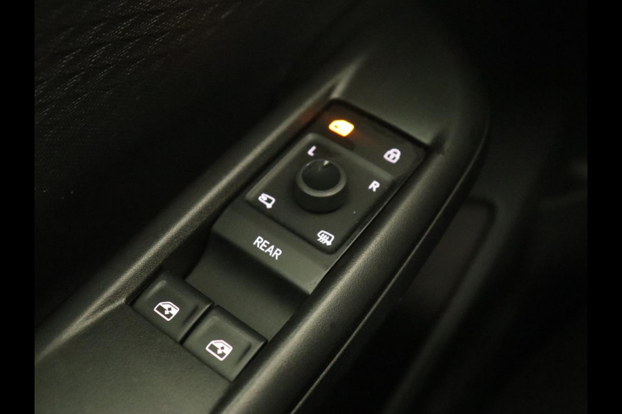 CUPRA Born Business 62 kWh | Stoel & stuurverwarming | Camera | Adaptive cruise | Carplay | Navigatie | Sportstoelen | Parkeerhulp