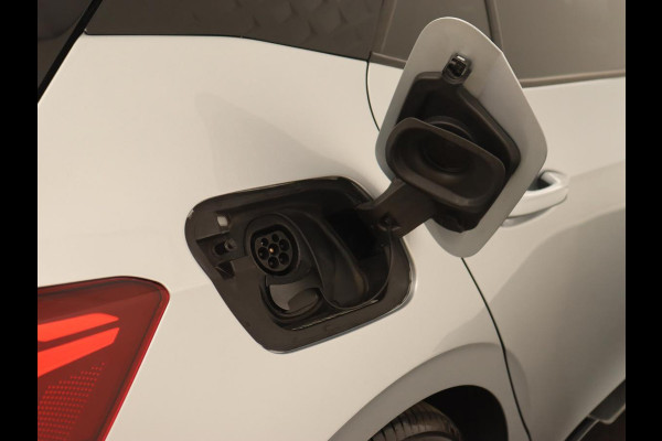 CUPRA Born Business 62 kWh | Stoel & stuurverwarming | Camera | Adaptive cruise | Carplay | Navigatie | Sportstoelen | Parkeerhulp