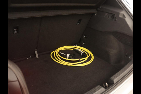 CUPRA Born Business 62 kWh | Stoel & stuurverwarming | Camera | Adaptive cruise | Carplay | Navigatie | Sportstoelen | Parkeerhulp