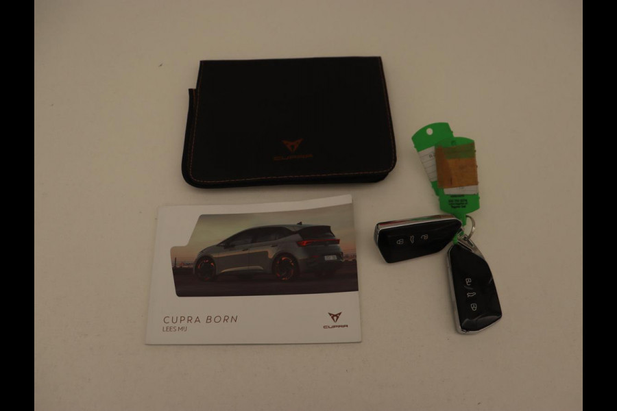 CUPRA Born Business 62 kWh | Stoel & stuurverwarming | Camera | Adaptive cruise | Carplay | Navigatie | Sportstoelen | Parkeerhulp