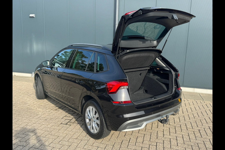 Škoda Kamiq 1.0 TSI Automaat Ambition * Trekhaak * Navigatie * Camera * Adaptieve Cruise Control *