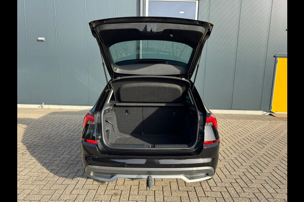 Škoda Kamiq 1.0 TSI Automaat Ambition * Trekhaak * Navigatie * Camera * Adaptieve Cruise Control *