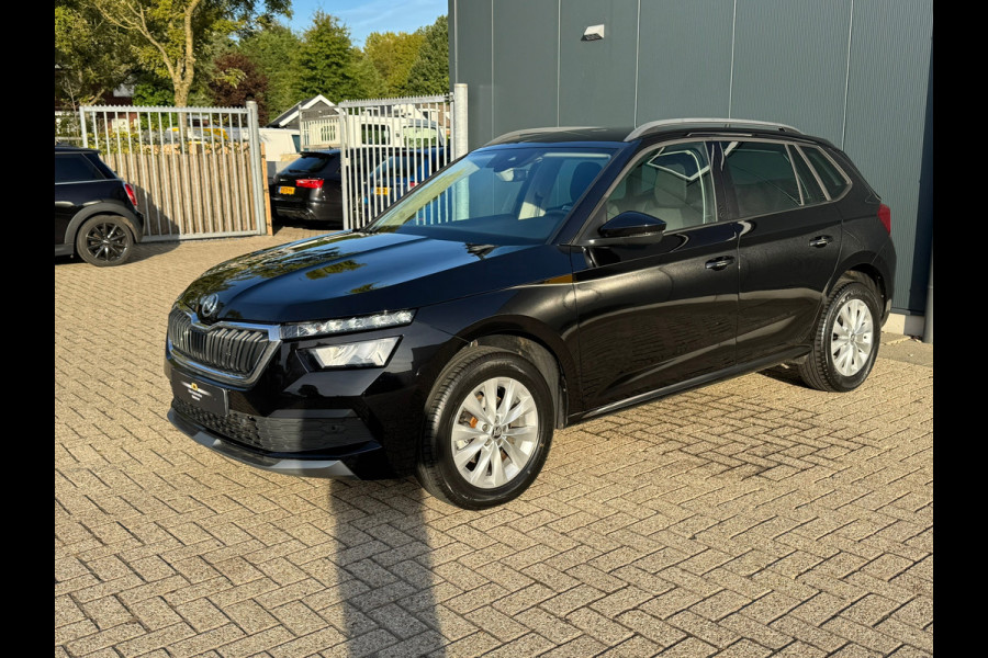 Škoda Kamiq 1.0 TSI Automaat Ambition * Trekhaak * Navigatie * Camera * Adaptieve Cruise Control *