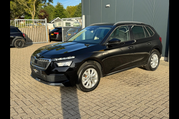 Škoda Kamiq 1.0 TSI Automaat Ambition * Trekhaak * Navigatie * Camera * Adaptieve Cruise Control *