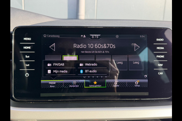Škoda Kamiq 1.0 TSI Automaat Ambition * Trekhaak * Navigatie * Camera * Adaptieve Cruise Control *