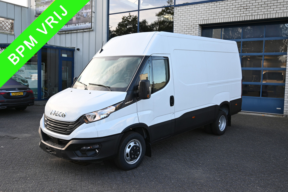 Iveco Daily 35C21 3.0L Dubbellucht 3500 kg trekhaak