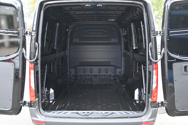 Mercedes-Benz Sprinter 315 CDI L2H1 model 2025 MBUX 10.25, Trekhaak